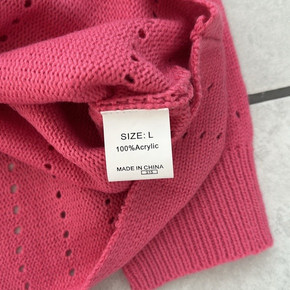 Pink sweater - Picture 2 of 2